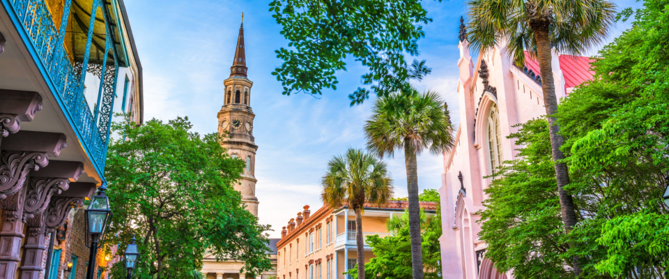 Charleston, South Carolina, USA historic downtown cityscape.